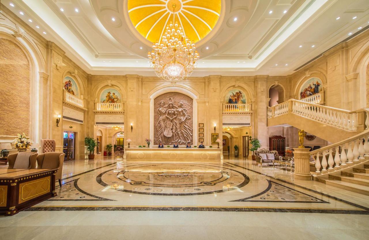 Vienna Hotel Zhangjiajie North Railway Station エクステリア 写真